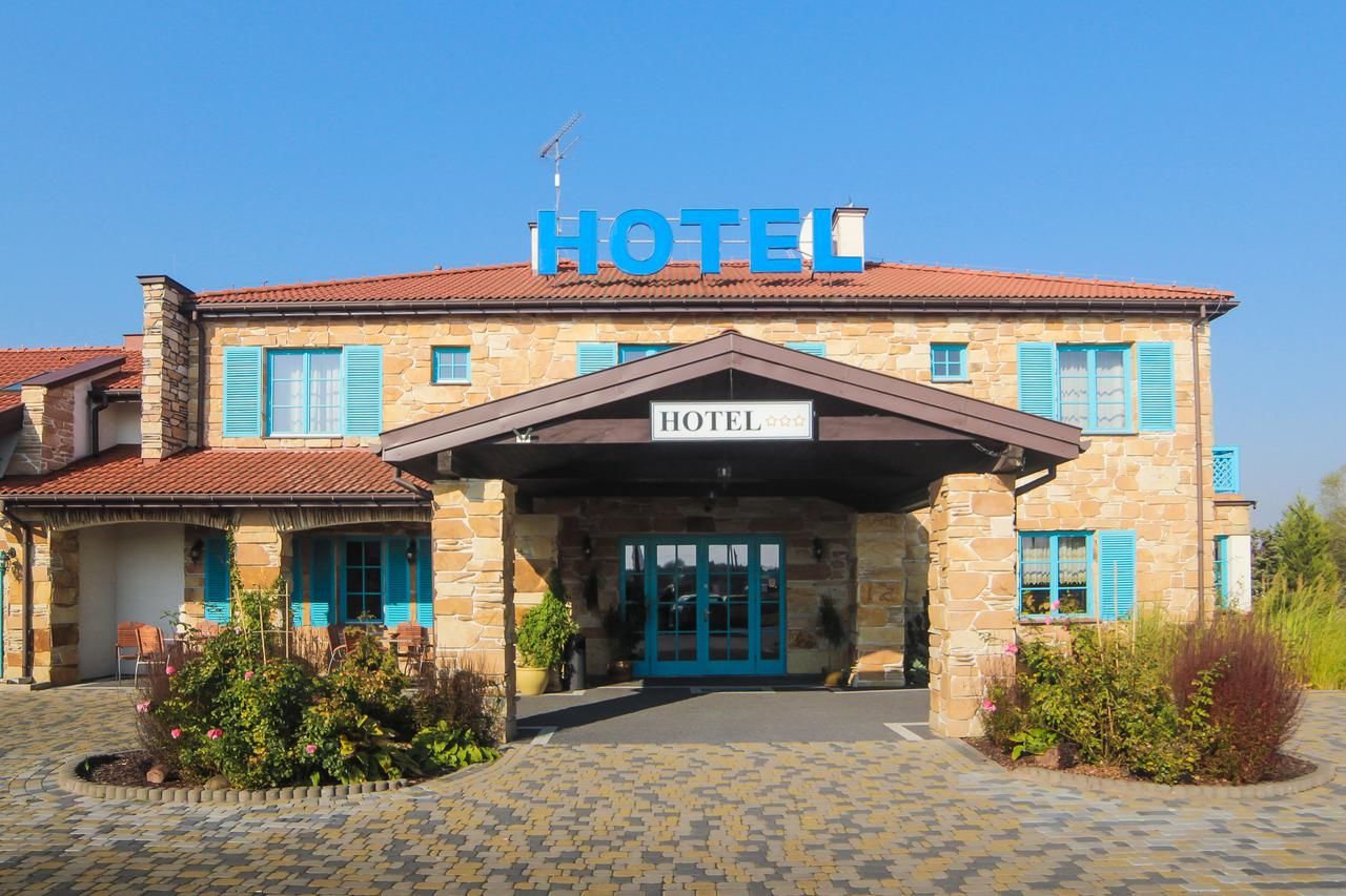 Отель Hotel Cyprus Ксионженице-34